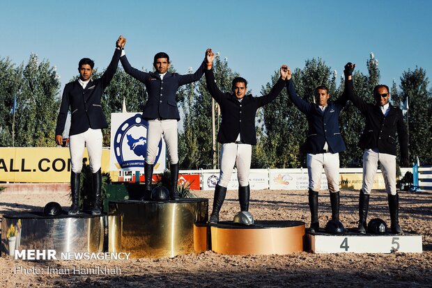 مسابقات پرش با اسب قهرمانی کشور در همدان