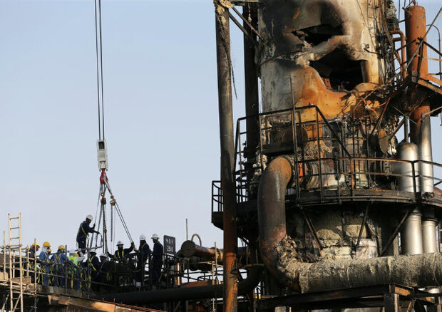 بازدید رسانه‌ها از تاسیسات نفتی آسیب‌دیده سعودی 