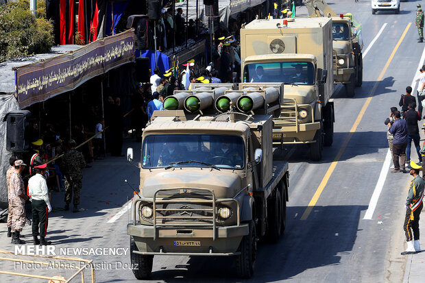 مراسم رژه نیروهای مسلح در اصفهان