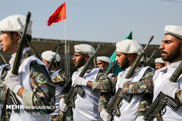 مراسم رژه نیروهای مسلح در مشهد‎