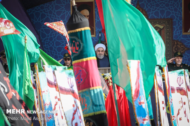 Massive military parade in Tehran