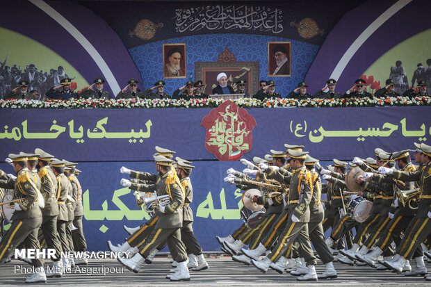 Massive military parade in Tehran