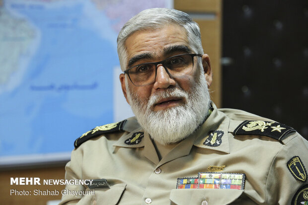 مسؤول في الجيش الإيراني: الجنرال سليماني أحبط مؤامرات المحور الغربي_ العبري_ العربي 
