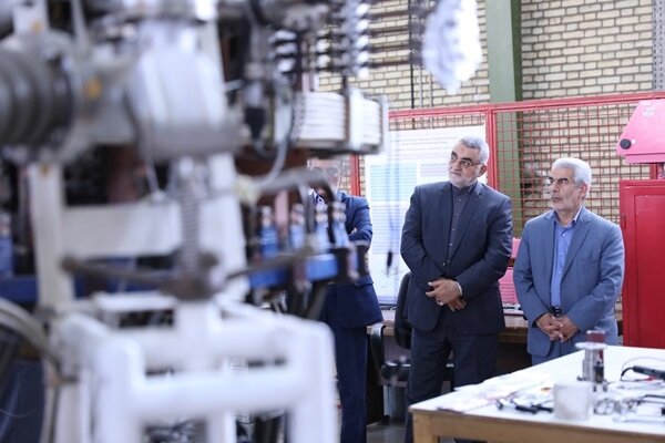 کمیته هسته‌ای مجلس از تاسیسات گداخت هسته‌ای در تهران بازدید کرد