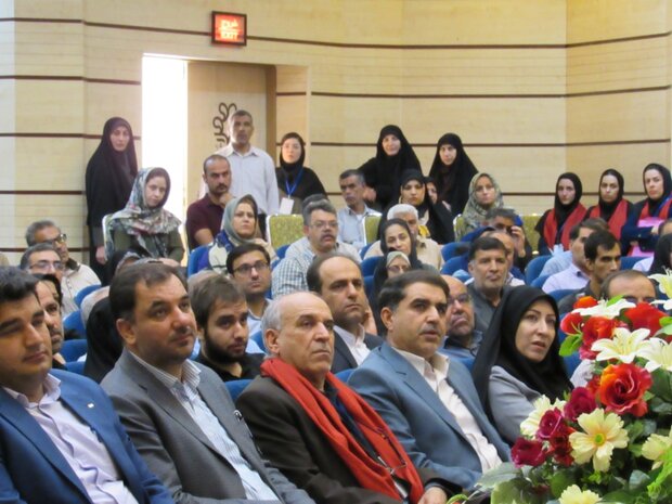 طرح «از خانه تا دانشگاه» در دانشگاه شیراز آغاز شد