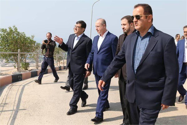 Syrian petroleum min. pays visit to South Pars gas field - Mehr News Agency