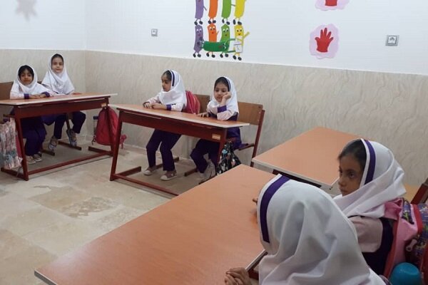 شرایط برای بازگشایی مدارس استان بوشهر از مهرماه فراهم شود