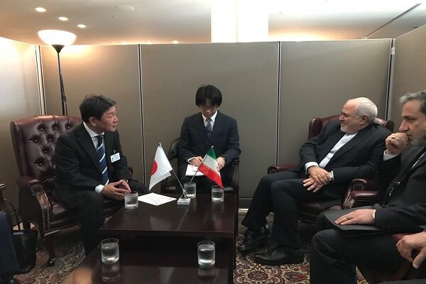  Zarif meets with Japanese FM in NY to discuss Rouhani's Hormuz Peace Initiative 