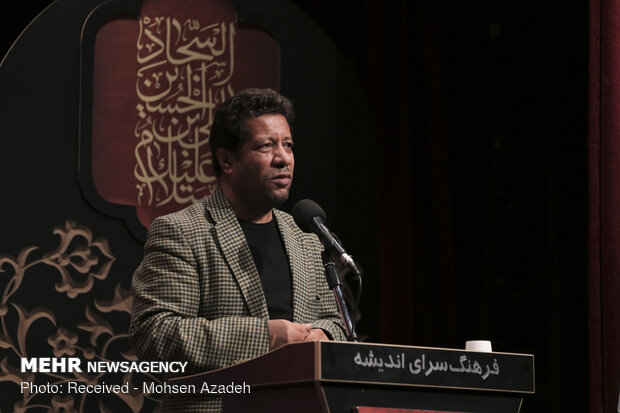 شعرخوانی در سوگواره «بر آستان اشک»