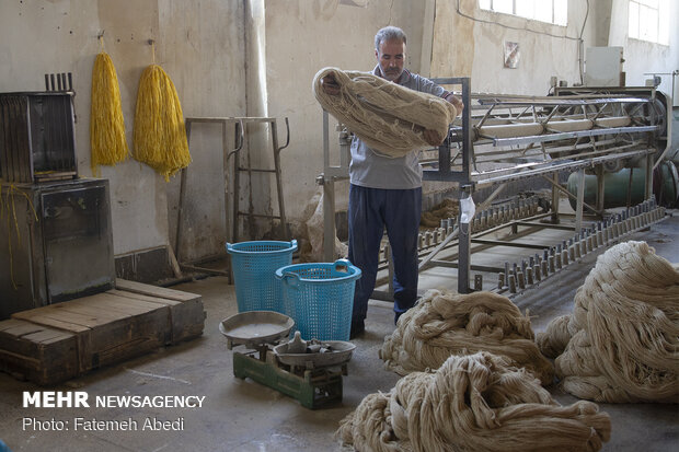 Wool yarn production process