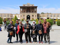 Iran’s 5-month foreign tourist arrivals surge 30 percent