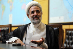 روحانی دوستان ایران را فراری داد/ قرارداد ایران و چین منعقد شود
