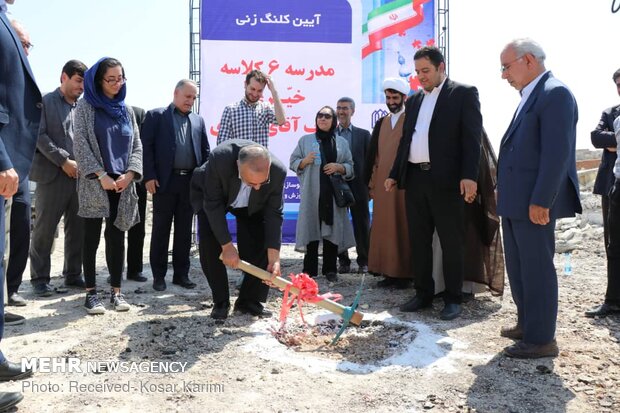 کلنگ زنی ۴ مدرسه خیر ساز در مسجدسلیمان