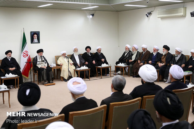 Leader’s meeting with top clerical body 