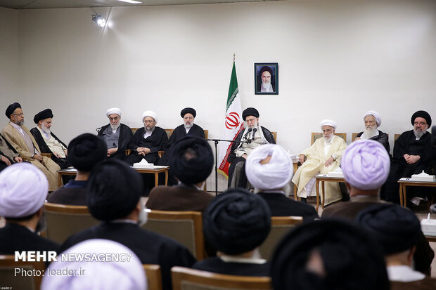 Leader’s meeting with top clerical body 