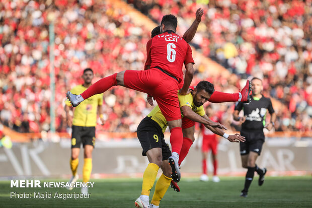 Sepahan vs. persepolis in Persian Gulf Pro League