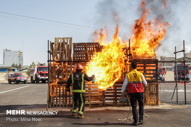 Firefighters commemorate National Firefighters' Day in Tabriz