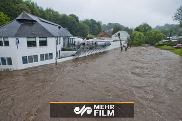 VIDEO: Heavy  flooding in northeast Scotland