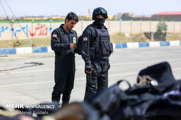 Training of Iranian’s police special unit