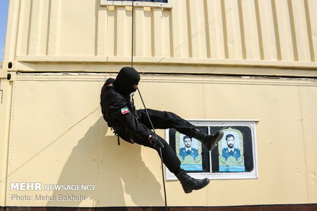 Training of Iranian’s police special unit