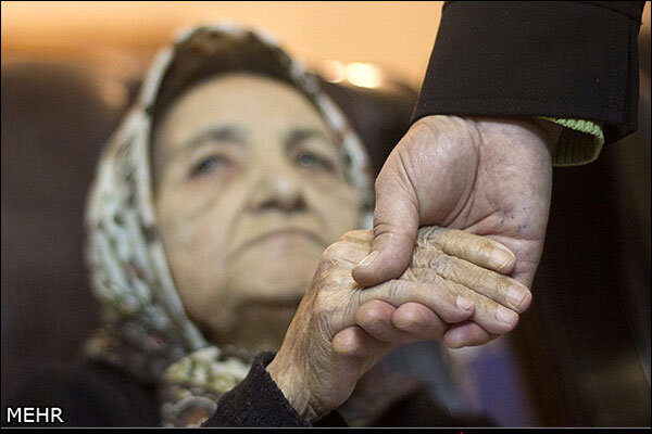 آموزش «سالمندی موفق» در مساجد شهر اصفهان ارائه می‌شود