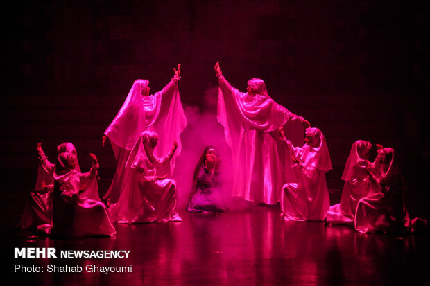 Ritual Play “Khatoun” goes on stage in Tehran Theater Cineplex 