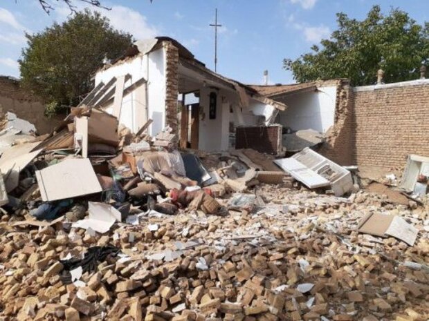 تخریب یک واحد منزل مسکونی در قروه بر اثر نشت گاز