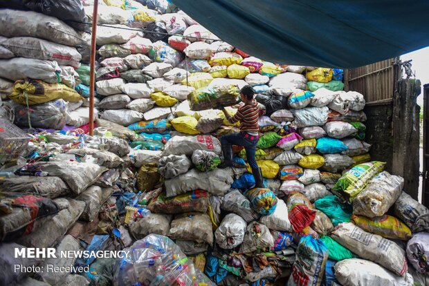 زباله های پلاستیکی در مانیل