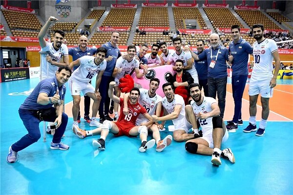 منتخب إيران لكرة الطائرة يقلب الطاولة على كندا