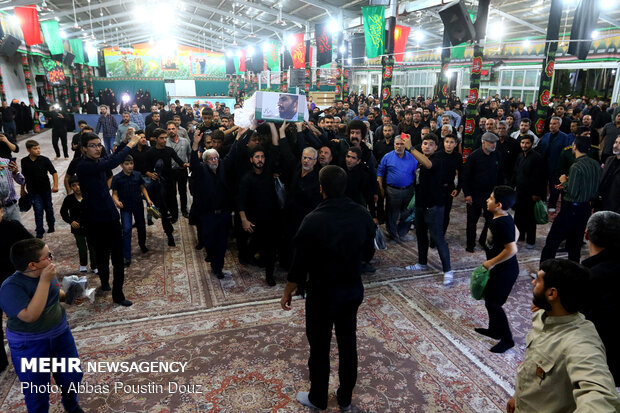 مراسم وداع با پیکر شهید محمود توکلی درگلستان شهدای اصفهان