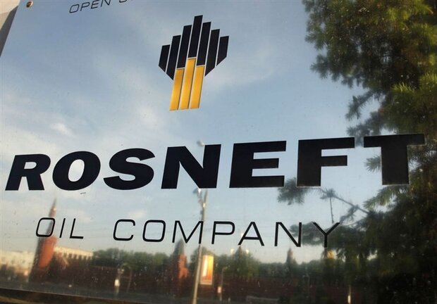 Russia's Rosneft ditches dollar for all new export deals: report 