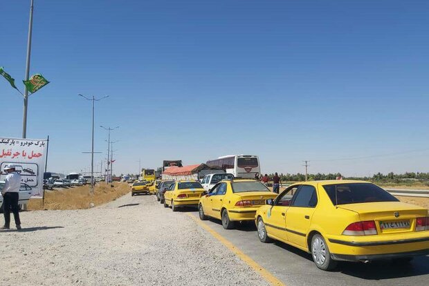 شناسایی ۴۰ دلال مسافر در پایانه مرزی مهران