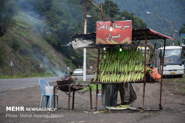 Maize selling in Heyran Pass