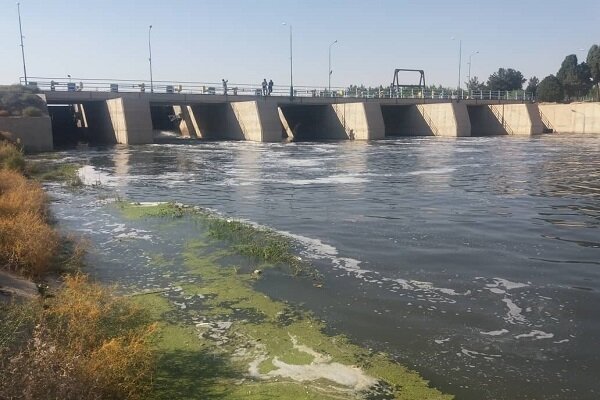 جریان زاینده‌رود از ۲۸ تیرماه کاهش می‌یابد