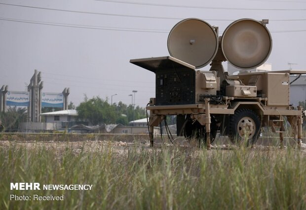 Iranian commander visits 'Persian Gulf Air Defense HQ'