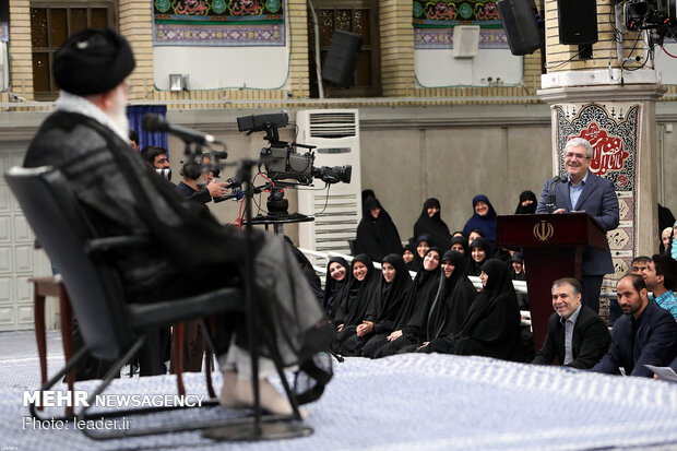 Meeting of Iranian Leader with elites, top scientific talents
