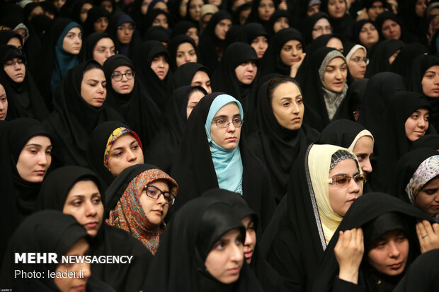 Meeting of Iranian Leader with elites, top scientific talents
