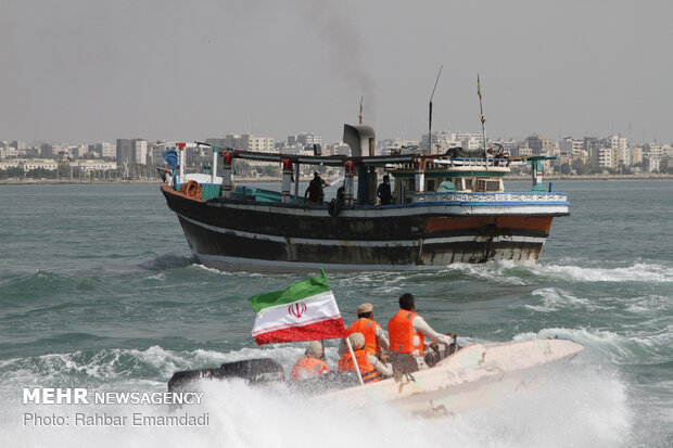 Police's naval drill in Persian Gulf