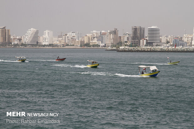 Police's naval drill in Persian Gulf