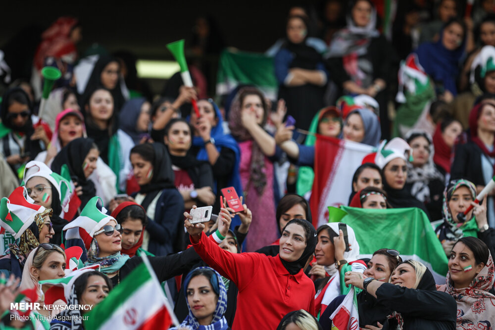وزارة الداخلية الايرانية تعلن منح التراخيص لحضور الجمهور في مبارة ايران والعراق