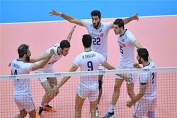 المنتخب الايراني لكرة الطائرة يتأهل لنهائي بطولة آسيا
