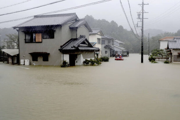 جاپان میں خطرناک طوفان ٹوکیو سے ٹکرا گیا