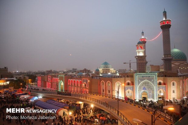 Arbaeen pilgrims in Najaf