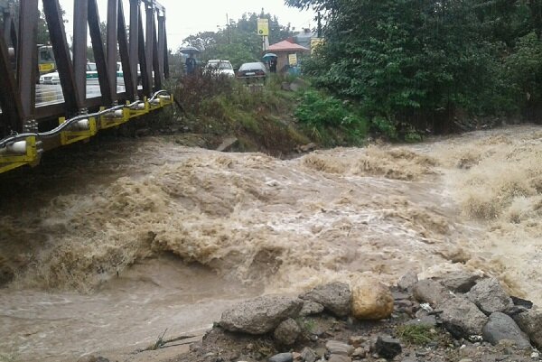 خسارت بارندگی به ۹ شهرستان گیلان/ یک نفر جان باخت