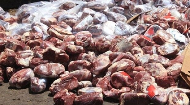 ۲۰۰ کیلو گوشت قرمز غیر قابل مصرف از رستوران‌های تاکستان کشف شد
