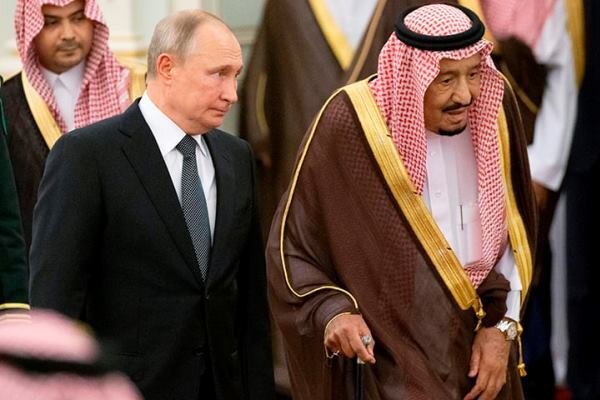 الكرملين: مبادرة حماية الخليج الفارسي لم يكن محور حديث بوتين في الرياض 