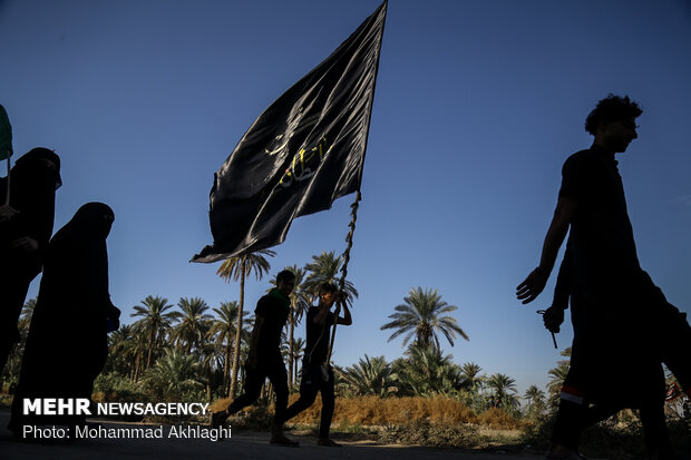 Arbaeen pilgrims in Babil Governorate, Iraq