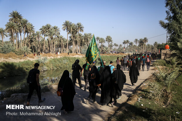 Arbaeen pilgrims in Babil Governorate, Iraq