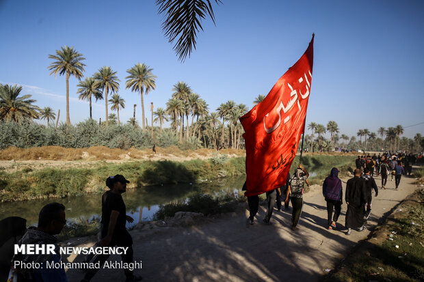 Arbaeen pilgrims in Babil Governorate, Iraq