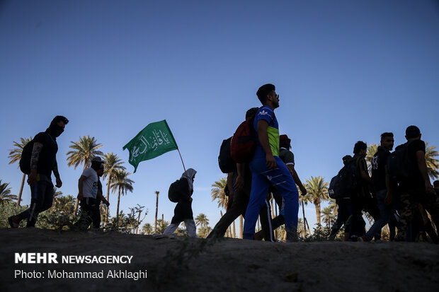 Arbaeen pilgrims in Babil Governorate, Iraq